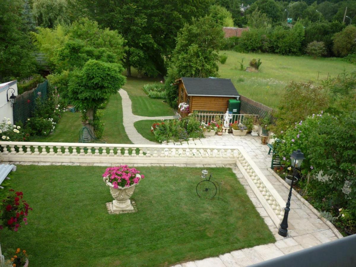Les Charmes Valençay Exterior foto